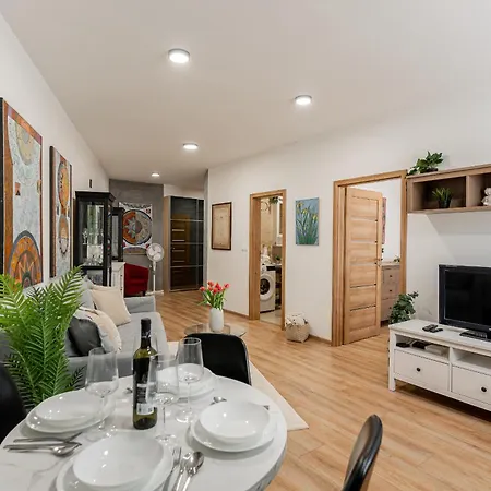 Lejlighed Centrum 60m2 4 Beds *