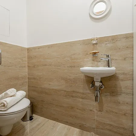 Lejlighed Centrum 60m2 4 Beds *