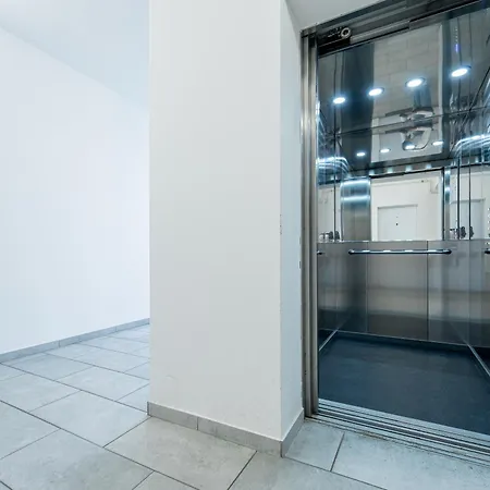 Lejlighed Centrum 60m2 4 Beds *